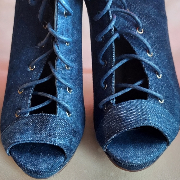 BLACK FRIDAY SALE- Thigh high Boots - Picture 4 of 5